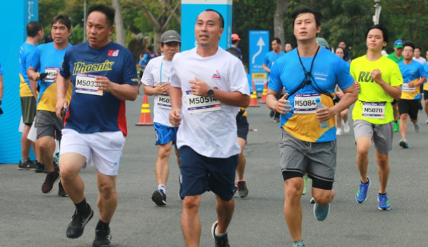 Giải bán marathon TP.HCM lập dấu ấn với hơn 10.500 VĐV